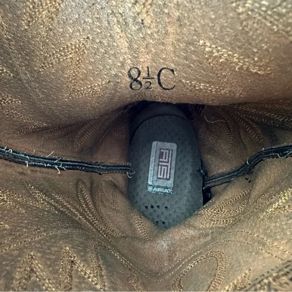 Ariat women’s heritage western boots distressed look R toe size 8 1/2 - Picture 14 of 16